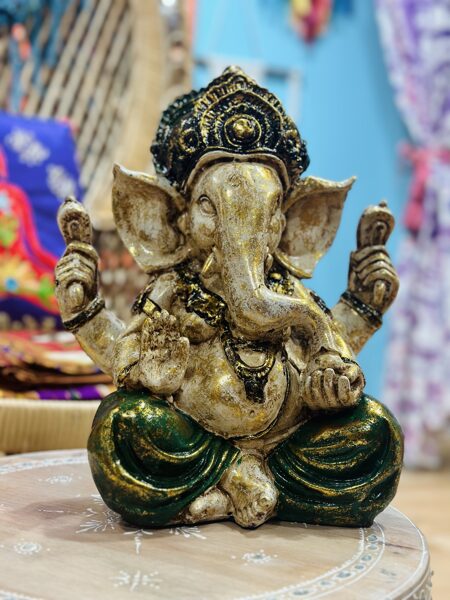 Ganesha Dorada