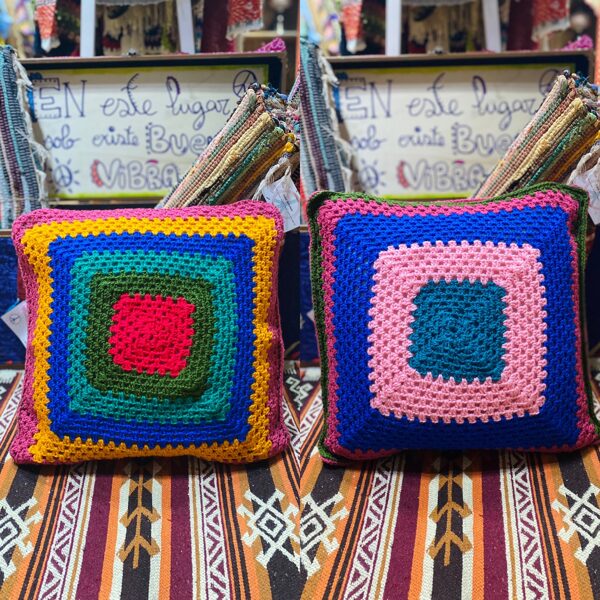 Funda Cojín Crochet Rosa y Verde (Doble Color)